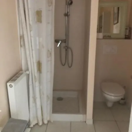 La Maison Du Parc Frühstückspension