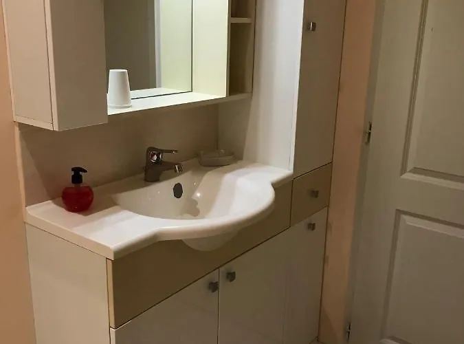 ベッド・アンド・ブレックファスト La Maison Du Parc 3*