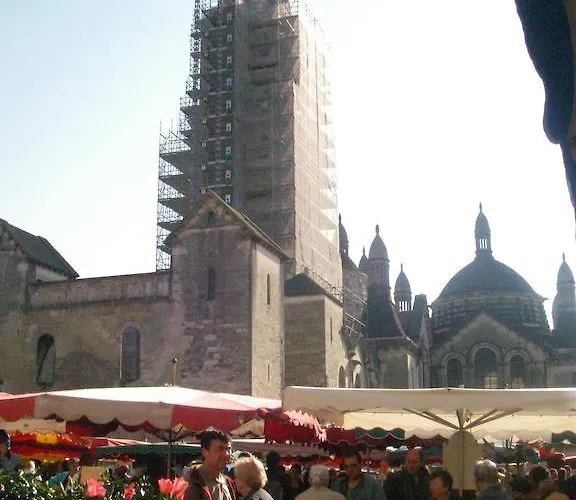 ベッド・アンド・ブレックファスト La Maison Du Parc 3*