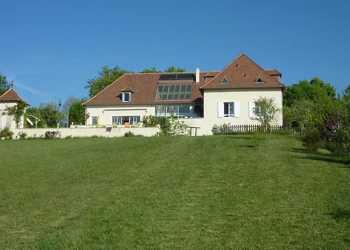 ベッド・アンド・ブレックファスト La Maison Du Parc 3*